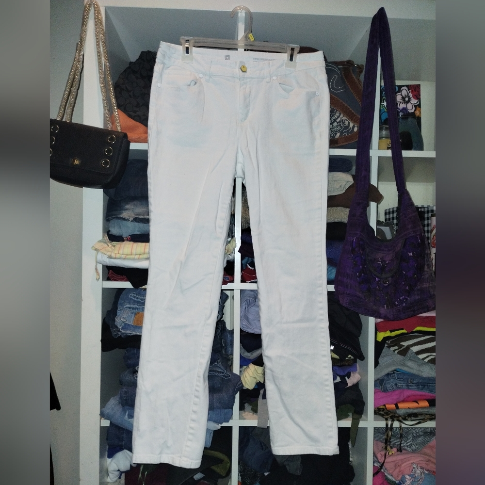 Liz Claiborne size 8 straight leg